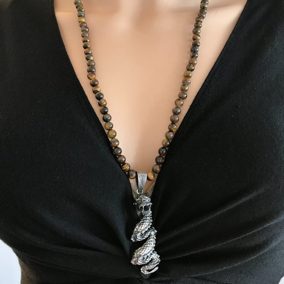 Dragon Necklace - Picture 4 of 16